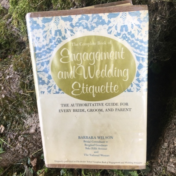 Engagement &. Wedding Etiquette Vintage Book 1970 - Picture 1 of 3